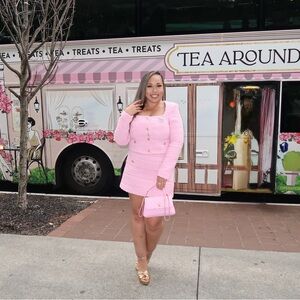 Elegant Pink Tweed skirt set